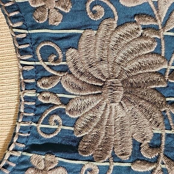 Layerz clothing top.blue with gray stripes beautiful silver enbroidery. Size sm - Picture 3 of 10